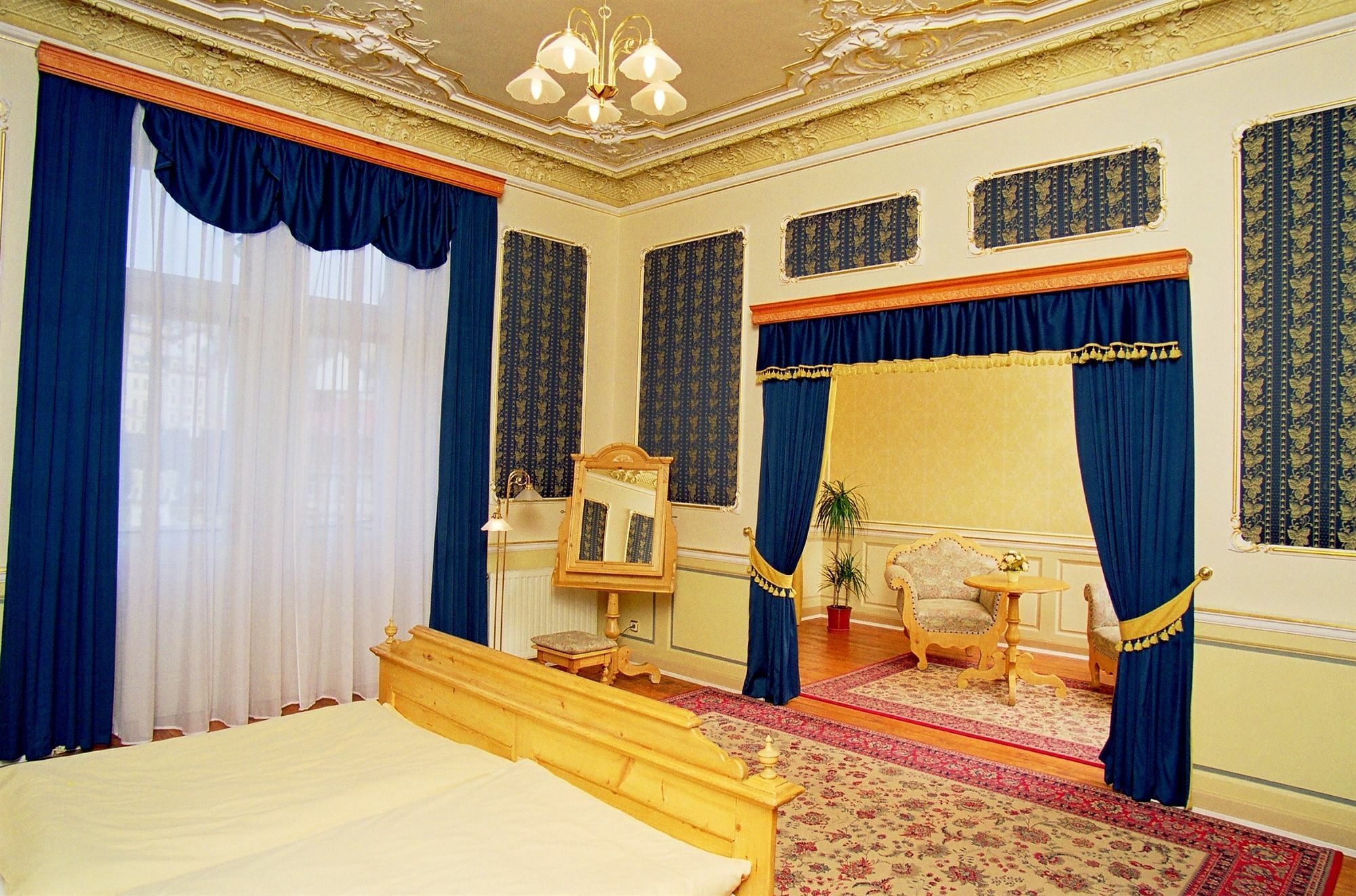 Hotel Heluan Karlovy Vary Exterior photo